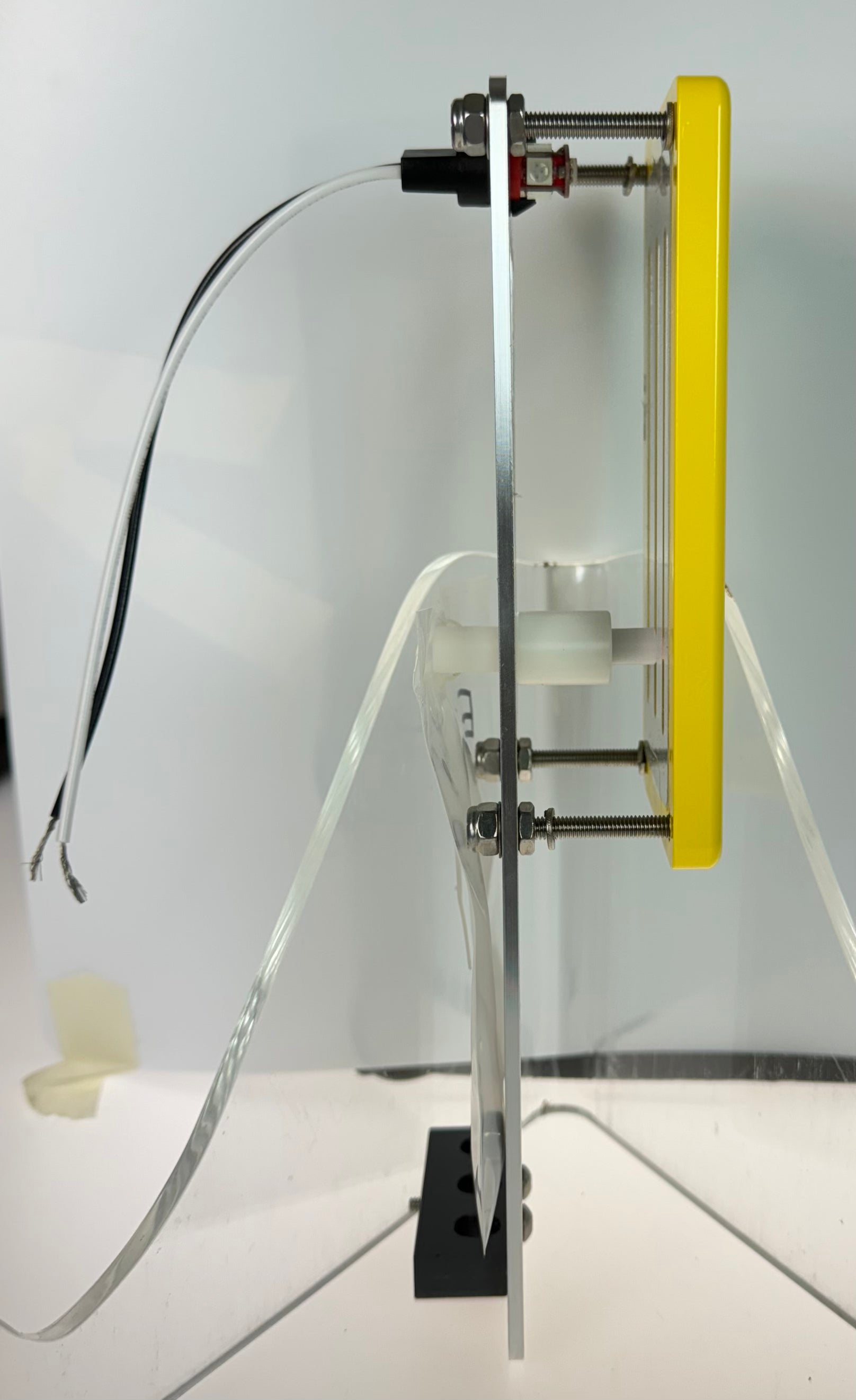 GAFFRIG PART #200 MECHANICAL INDICATOR, 1 DRIVE, MERCURY-CARD - WHITE DIAL YELLOW