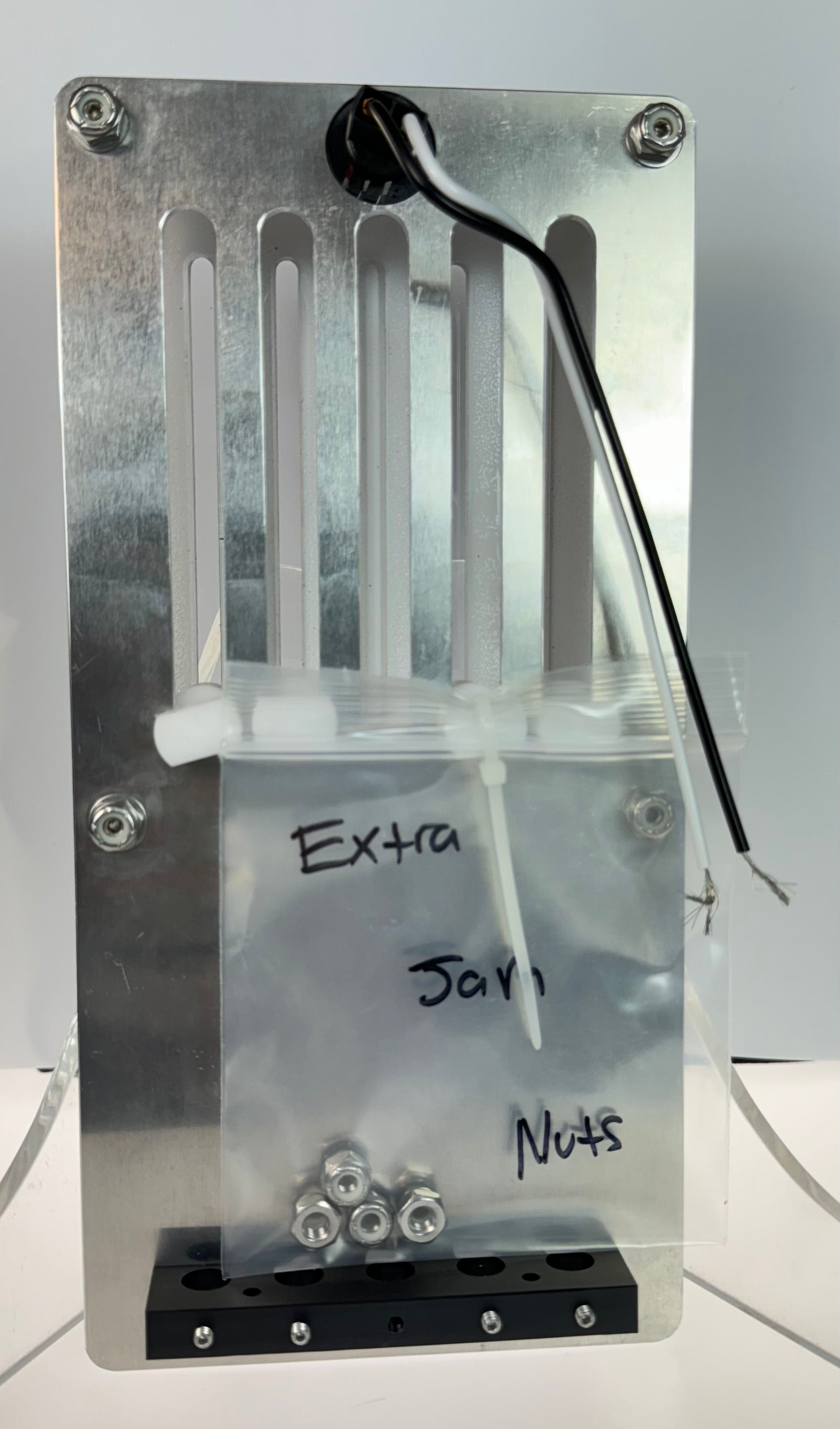 GAFFRIG PART #205 MECHANICAL INDICATOR, 2 DRIVES/2 TABS, MERCURY- CARD - WHITE DIAL RED