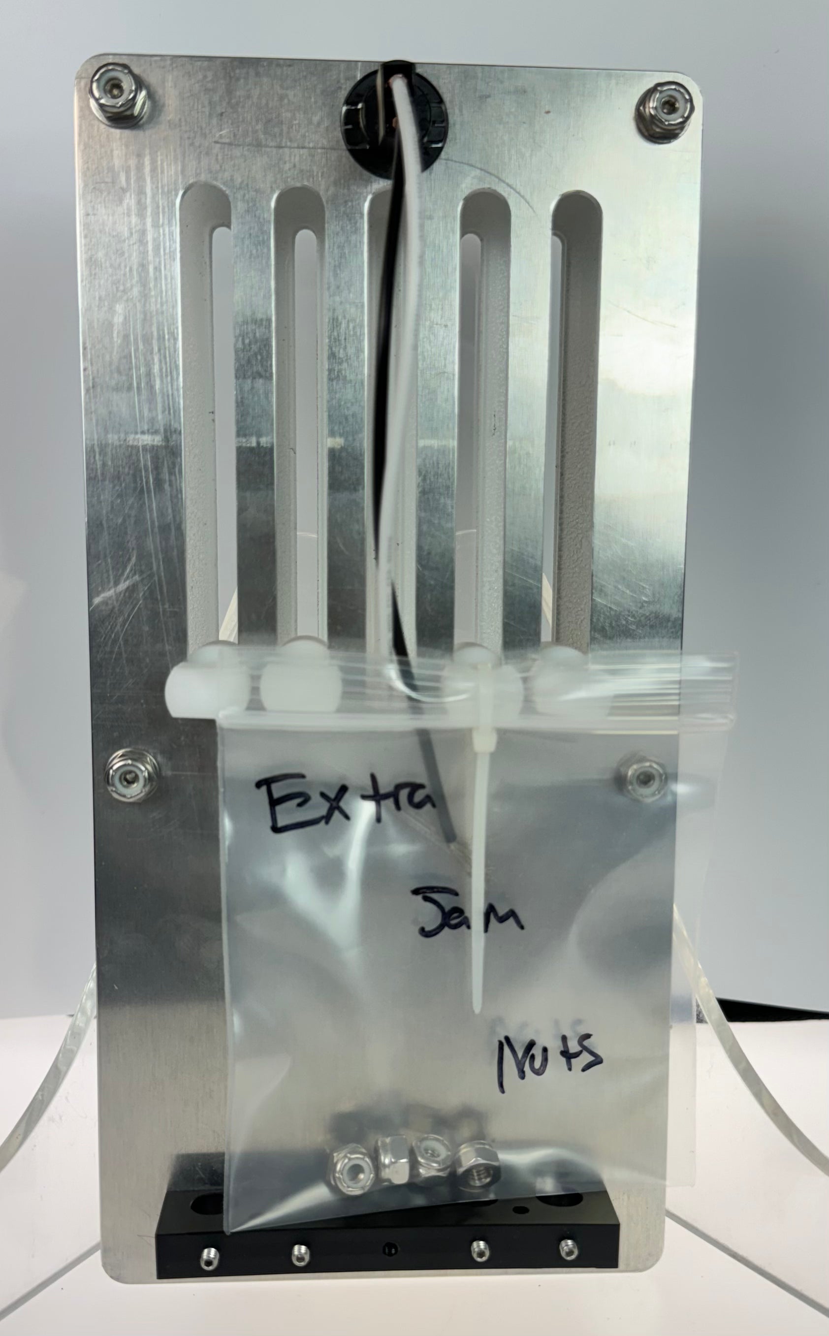 GAFFRIG PART #205 MECHANICAL INDICATOR, 2 DRIVES/2 TABS, MERCURY- CARD - WHITE DIAL WHITE