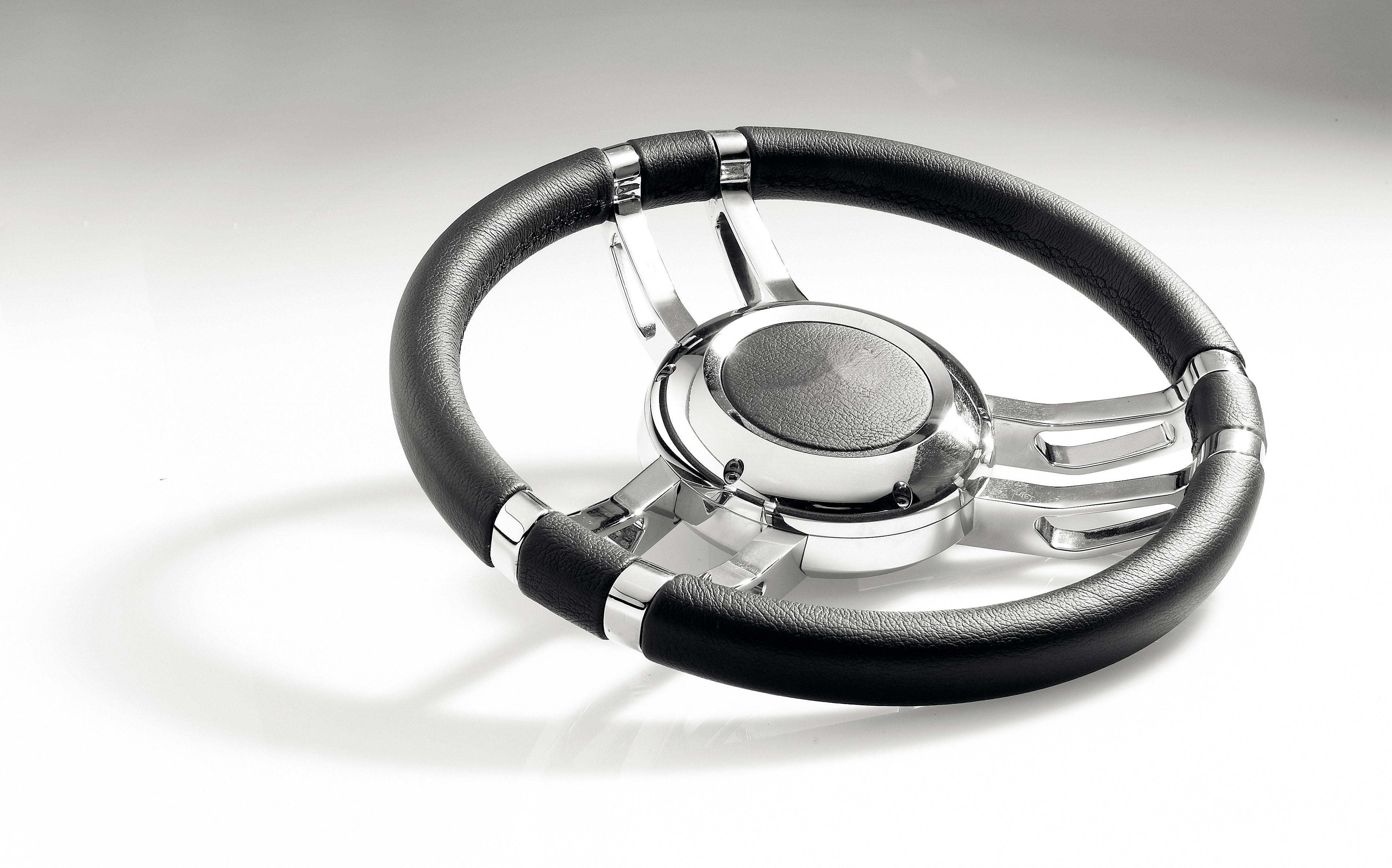 GAFFRIG PART #9673 STEERING WHEEL LEATHER WITH POLISHED SPOKE